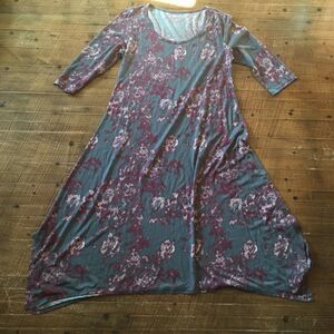 Soft Surroundings M floral flowy maxi dress